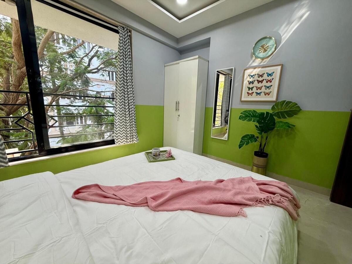 Modern 2 Bedroom Bandra Trendy Location * Mumbai
