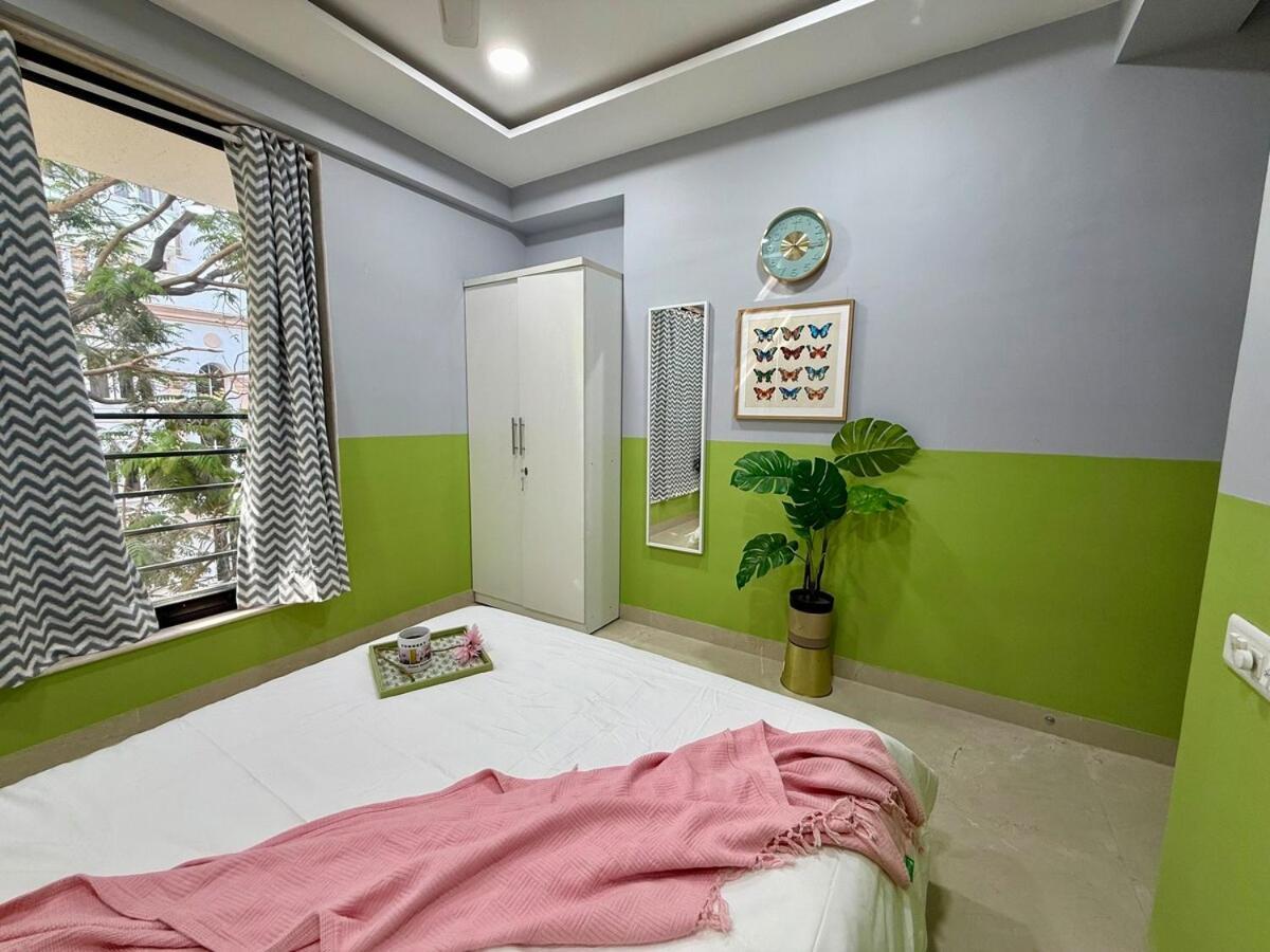 Modern 2 Bedroom Bandra Trendy Location *