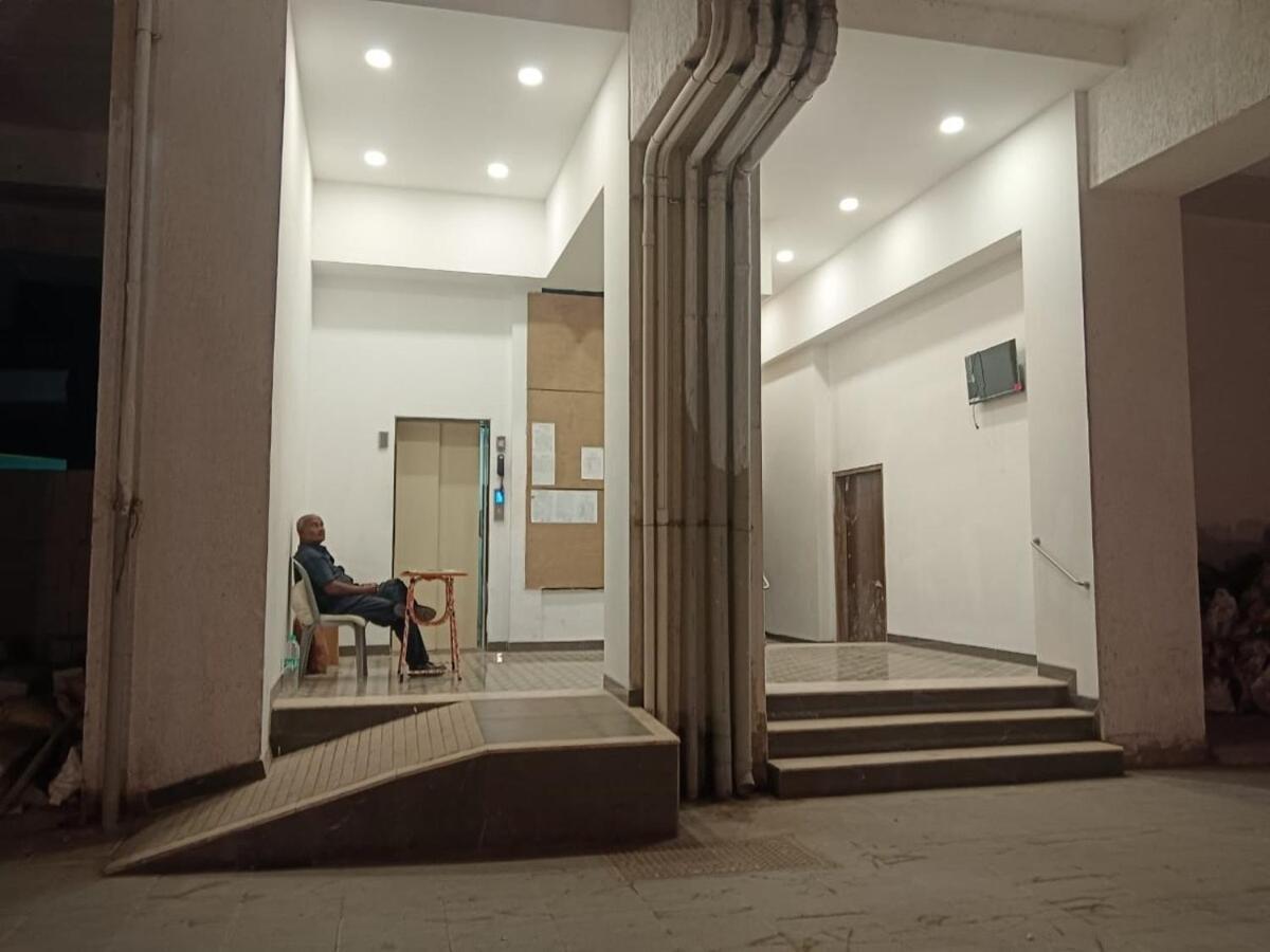Modern 2 Bedroom Bandra Trendy Location Apartment